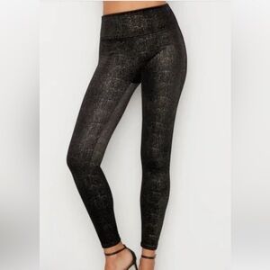 SPANX Velvet Shine Black and Gold Leggings 1X NWT